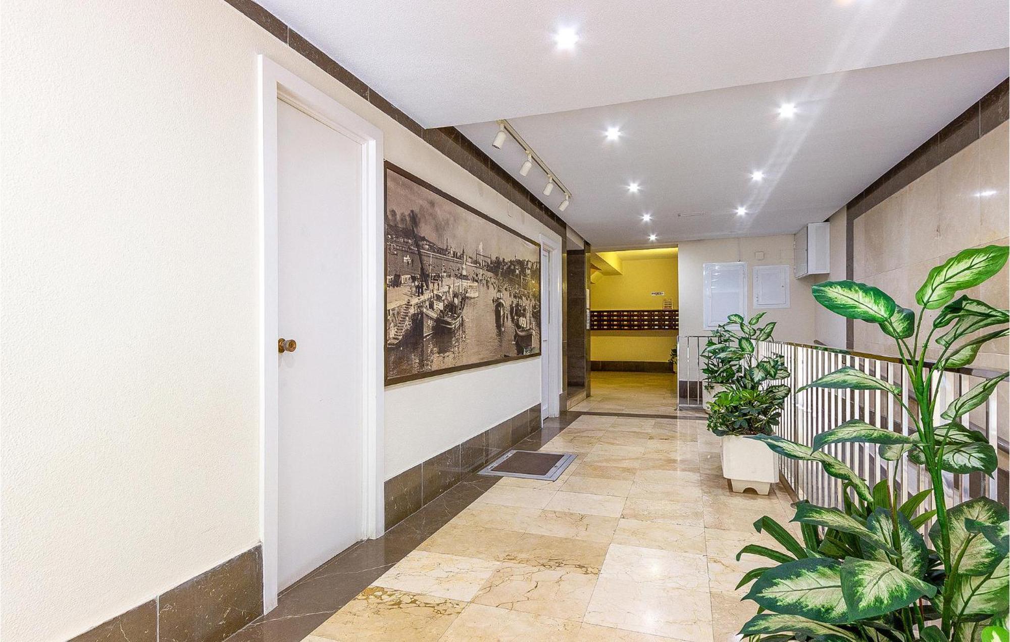 Lovely Apartment In Santa Pola With Kitchen المظهر الخارجي الصورة