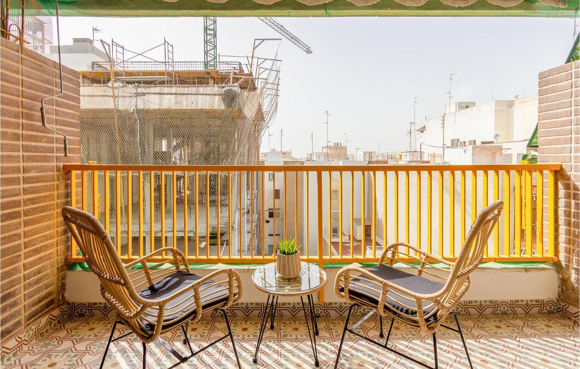 Lovely Apartment In Santa Pola With Kitchen المظهر الخارجي الصورة