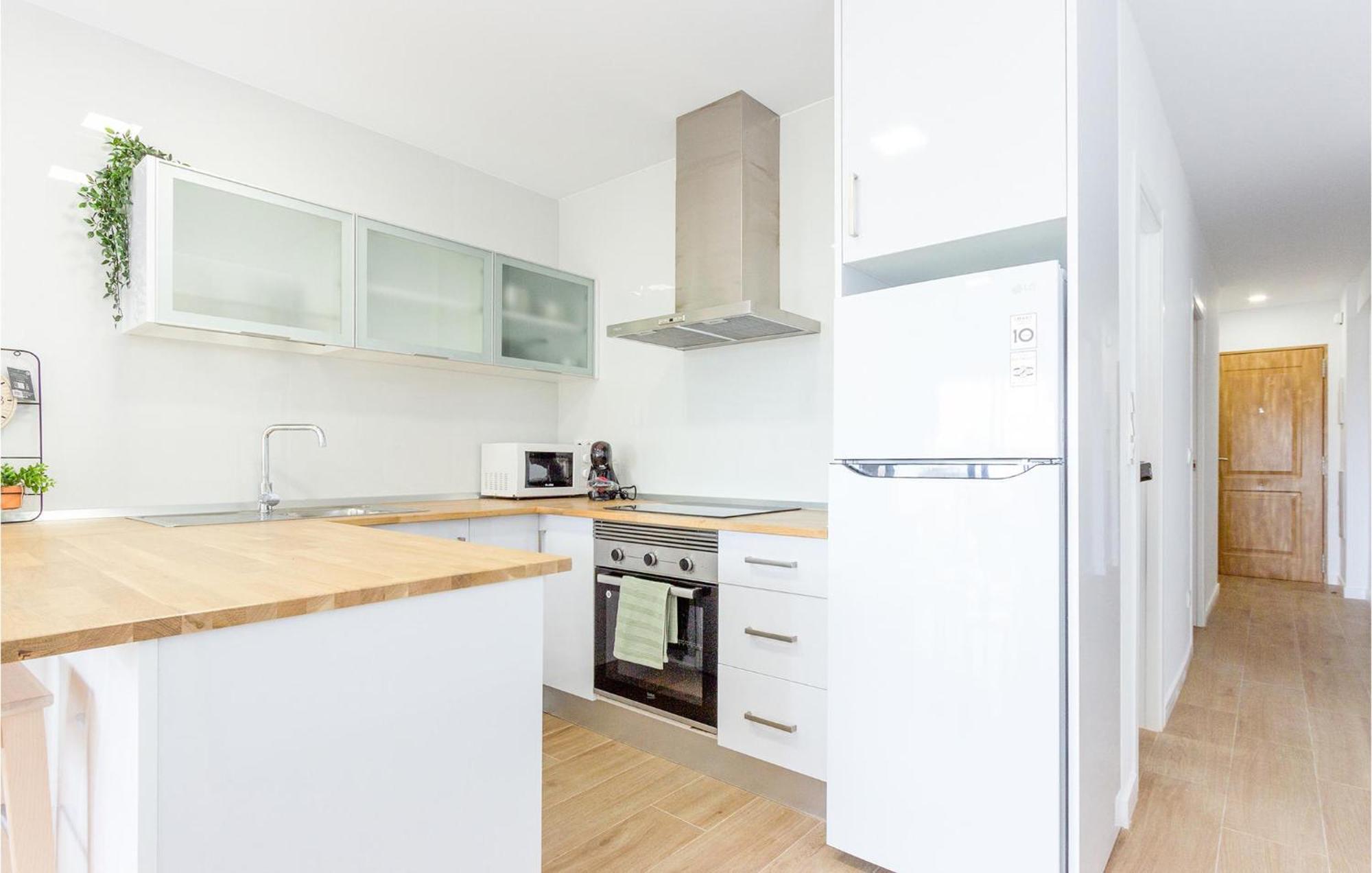 Lovely Apartment In Santa Pola With Kitchen المظهر الخارجي الصورة