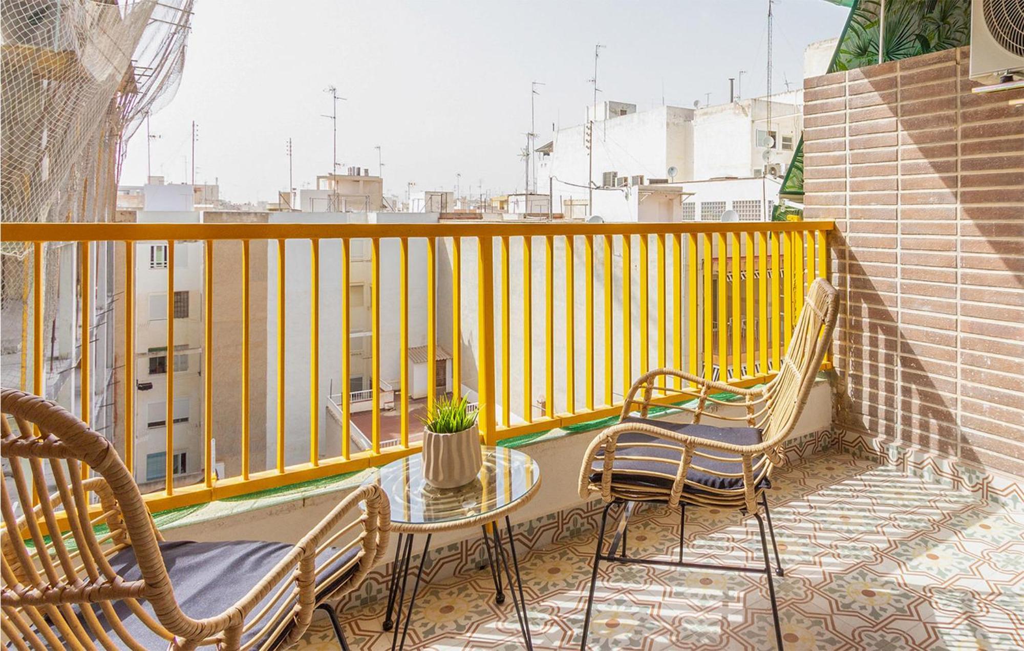 Lovely Apartment In Santa Pola With Kitchen المظهر الخارجي الصورة