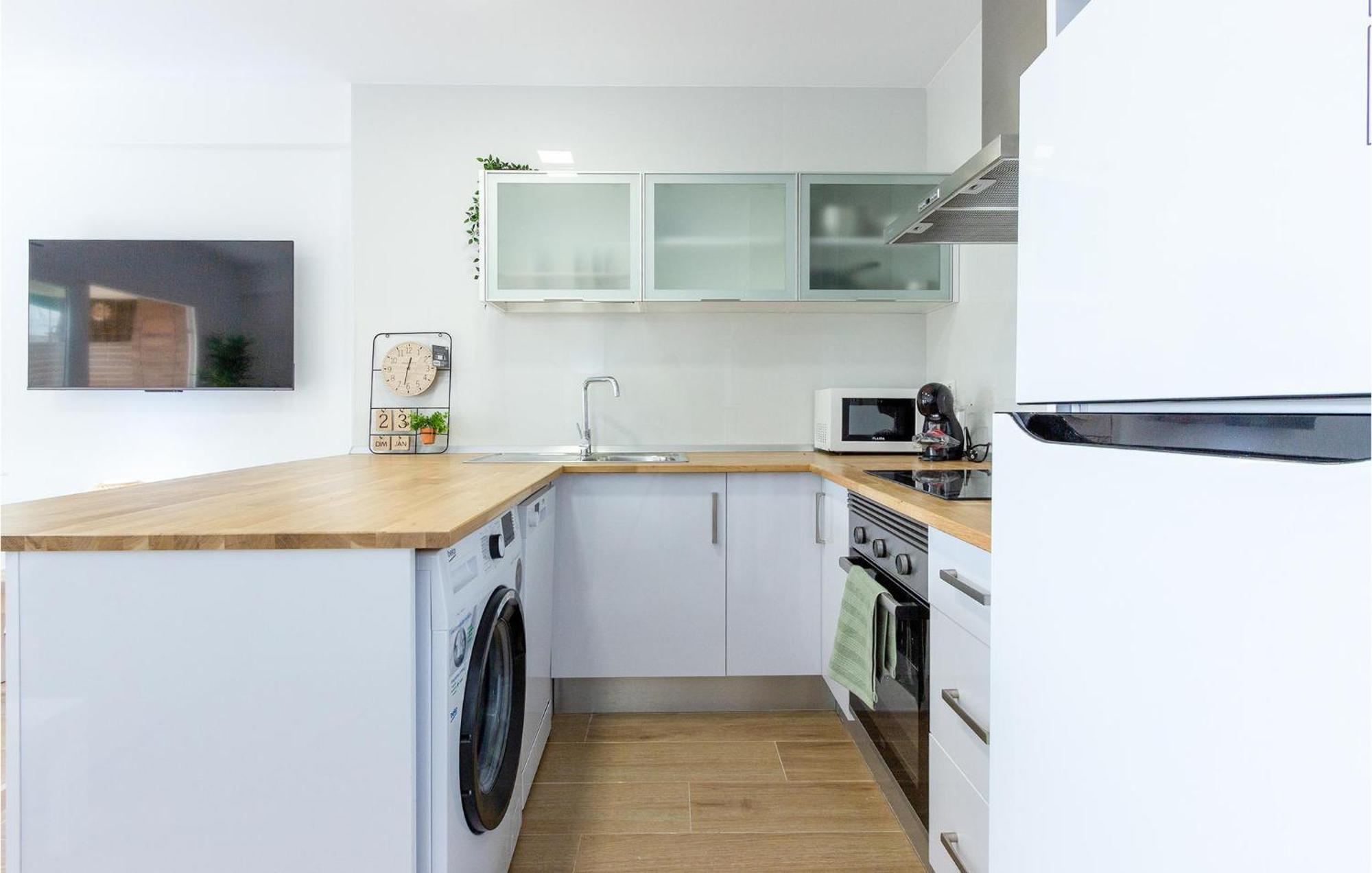 Lovely Apartment In Santa Pola With Kitchen المظهر الخارجي الصورة