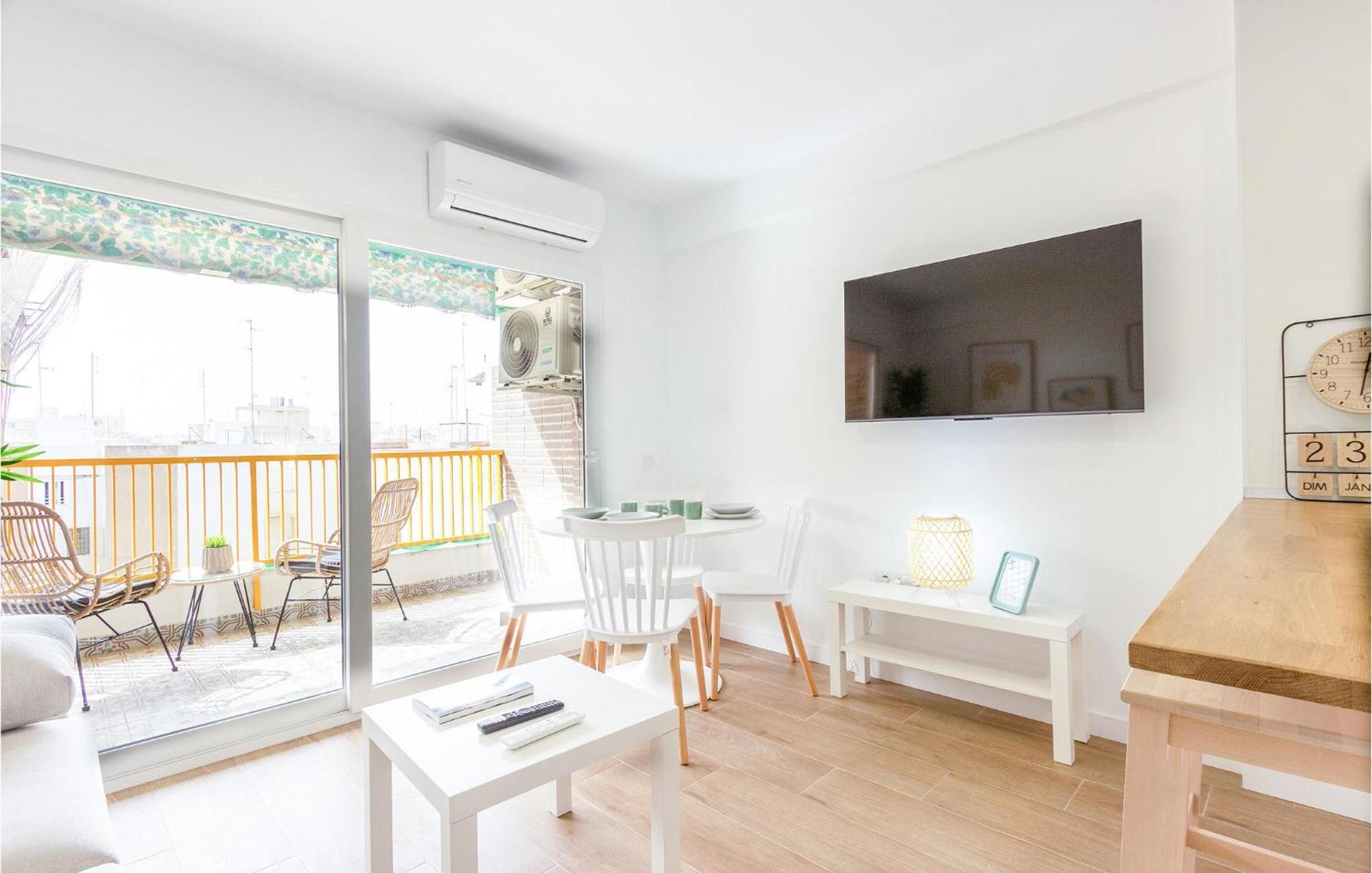 Lovely Apartment In Santa Pola With Kitchen المظهر الخارجي الصورة
